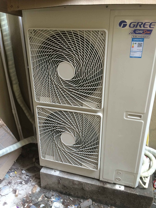纯水岸格力多联机